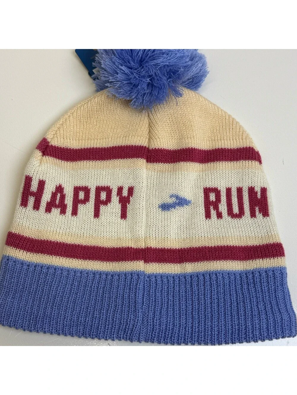 BROOKS Run Happy Heritage Pom Beanie Logo Blue Sand One Size Fits All